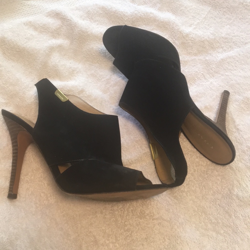 LAST CHANCE SHOES‼️ COACH Lexia Black Nubuck Slingbacks